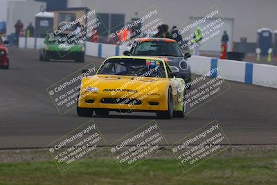 media/Jan-18-2026-CalClub SCCA (Sun) [[8bc6468723]]/Group 3 Race/Turn 1/